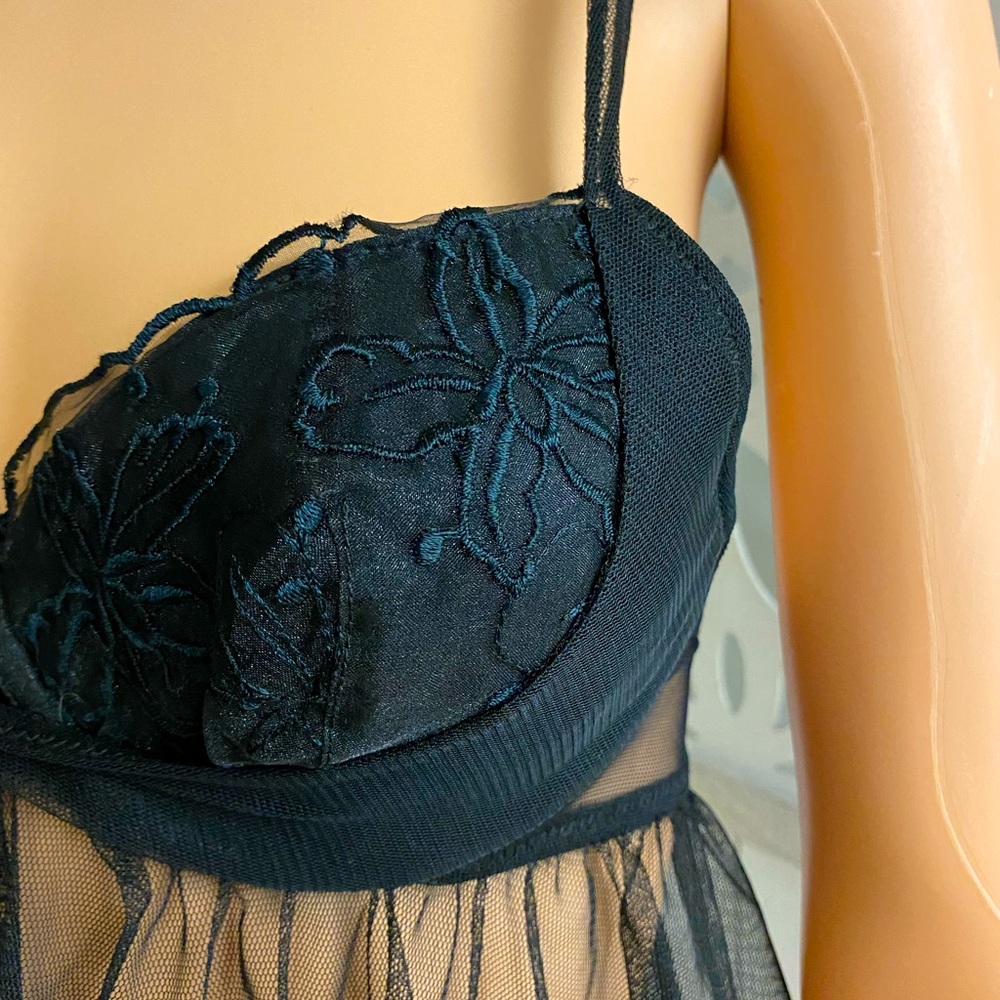 Native Intimates Black Sheer Neglige Size 34b Lin… - image 4